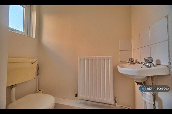 2 Bedroom Terraced House To Rent In Mill St, Leicester, LE9