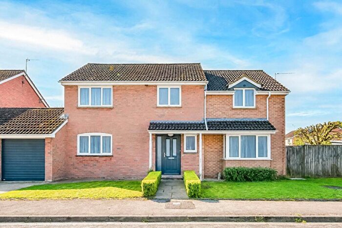 4 Bedroom Detached House For Sale In Swan Meadow, Pewsey, Wiltshire, SN9