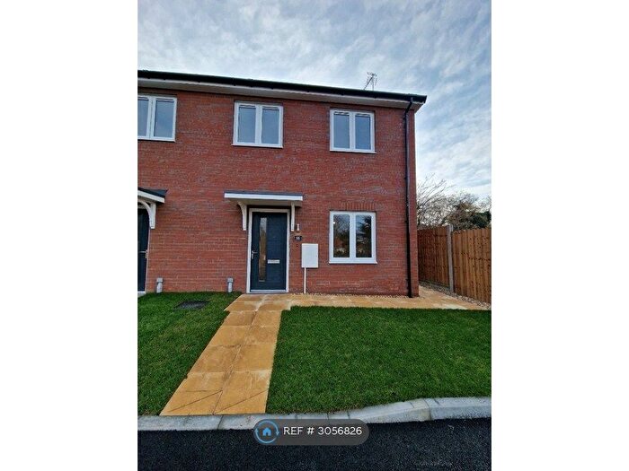 2 Bedroom Semi-Detached House To Rent In Langley Avenue, Hemel Hempstead, HP3