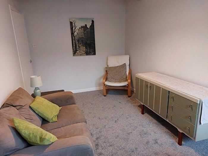 1 Bedroom Flat To Rent In Crown Street, Aberdeen, AB11