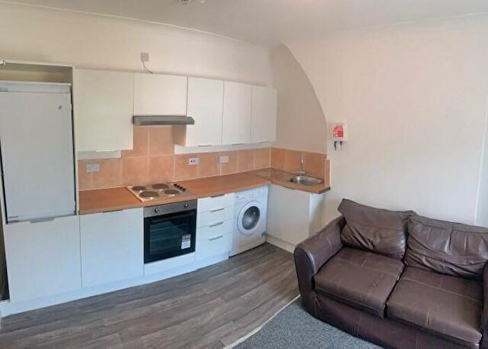 4 Bedroom Apartment To Rent In Second Floor Flat, Glynrhondda Street, Cathays, Cardiff, CF24