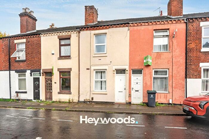 2 Bedroom Terraced House For Sale In Lewis Street, Stoke-On-Trent, ST4