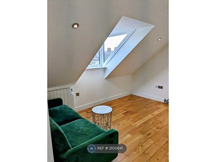 1 Bedroom Flat To Rent In Clayton Road, Newcastle Upon Tyne, NE2