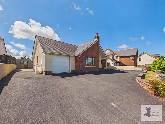 3 Bedroom Detached Bungalow For Sale In Beulah, Newcastle Emlyn, SA38