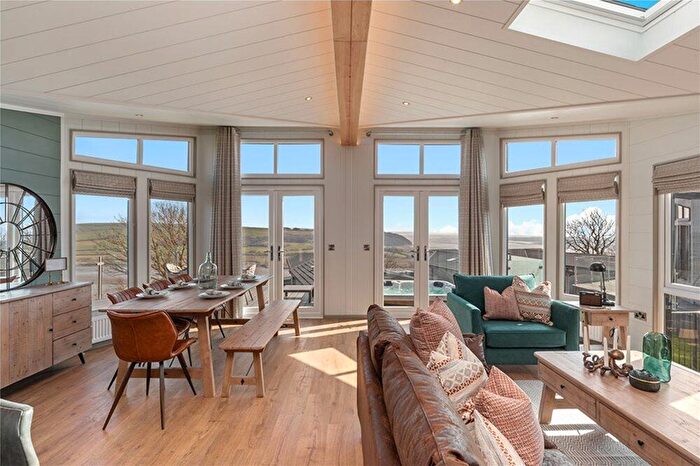 2 Bedroom Lodge For Sale In Great Hadham Country Club, Great Hadham Road, Bishop's Stortford, SG10