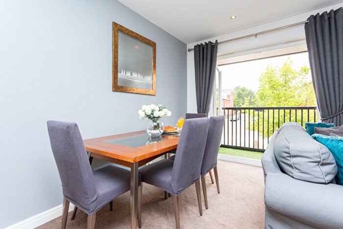 2 Bedroom Flat For Sale In Baillie Street, Preston, PR2