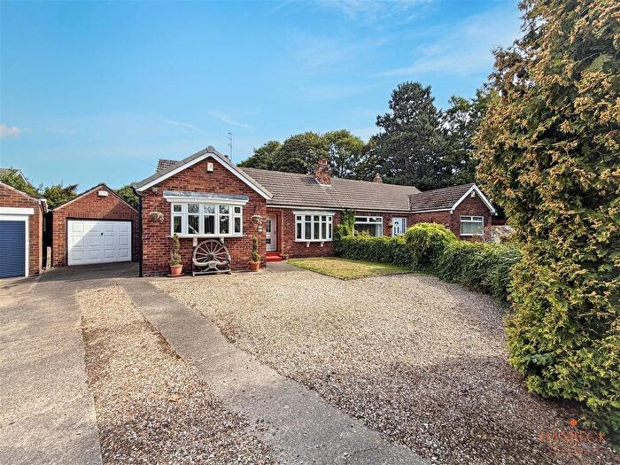 2 Bedroom Semi-Detached Bungalow For Sale In Reynolds Close, Melton, HU14