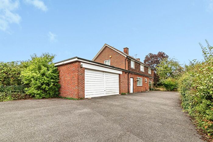 3 Bedroom Detached House For Sale In Sanctuary, Monk Sherborne, Tadley, RG26