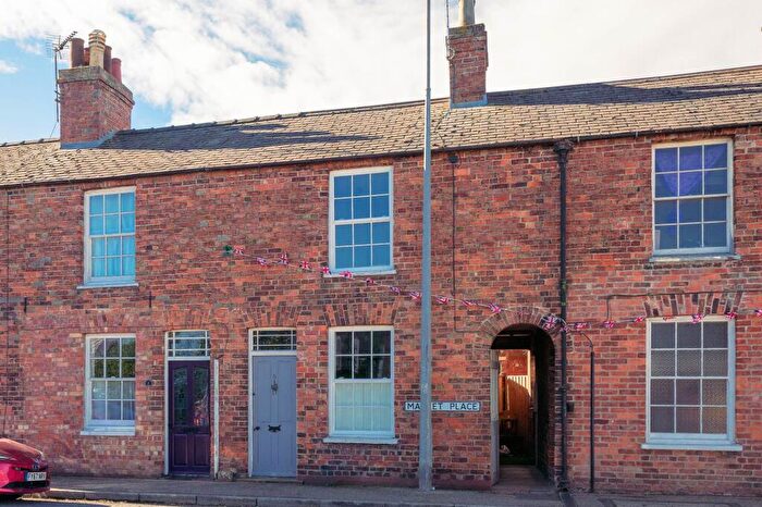 1 Bedroom Terraced House For Sale In Market Place, Wainfleet, PE24