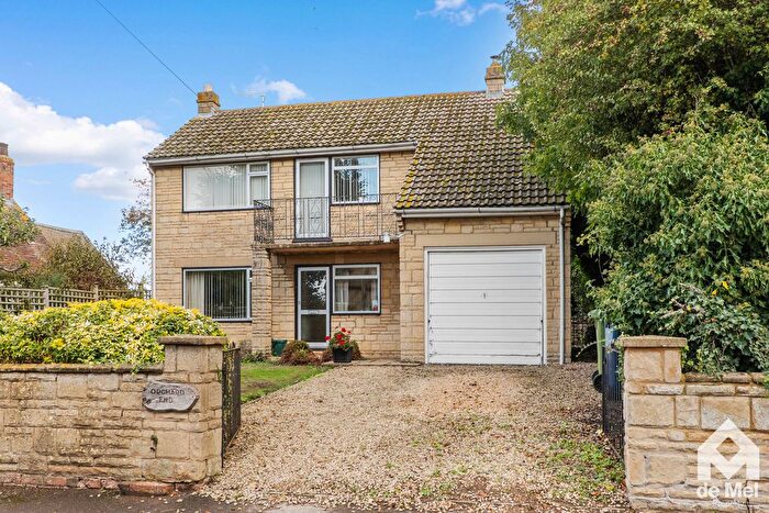 3 Bedroom Detached House For Sale In Teddington, Tewkesbury, GL20