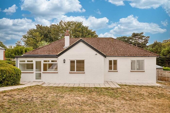 4 Bedroom Bungalow For Sale In Island Road, Westbere, Canterbury, Kent, CT2