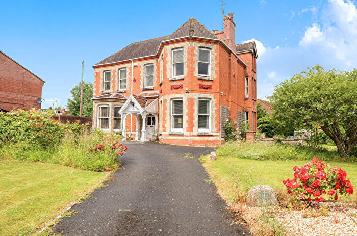 5 Bedroom Detached House For Sale In Newbury, Gillingham, Dorset, SP8
