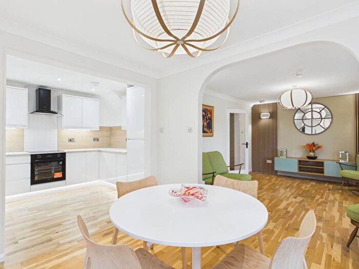 3 Bedroom Apartment To Rent In James Street, Musselburgh, East Lothian, EH21