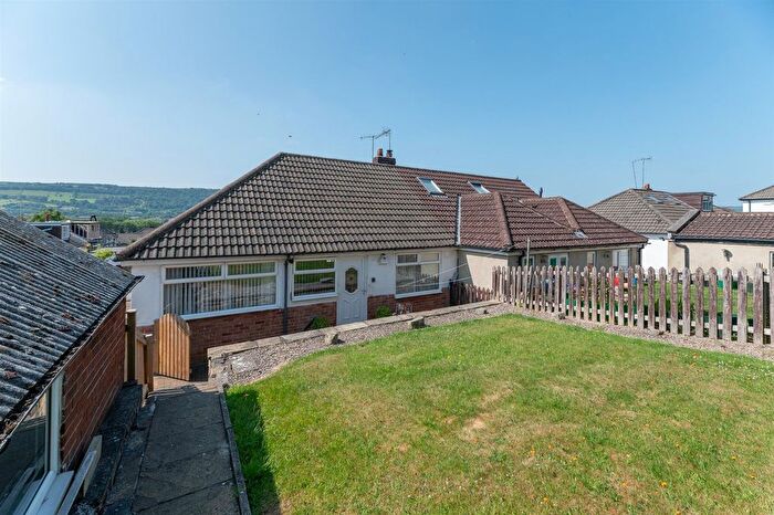 2 Bedroom Semi-Detached Bungalow For Sale In Wrenbeck Close, Otley, LS21