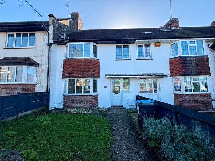 3 Bedroom Property To Rent In Longfleet Road, Poole, BH15