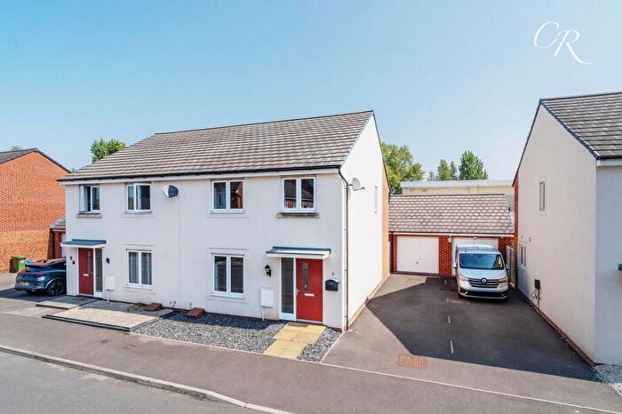 4 Bedroom Semi-Detached House For Sale In College Drive, Cheltenham, GL51