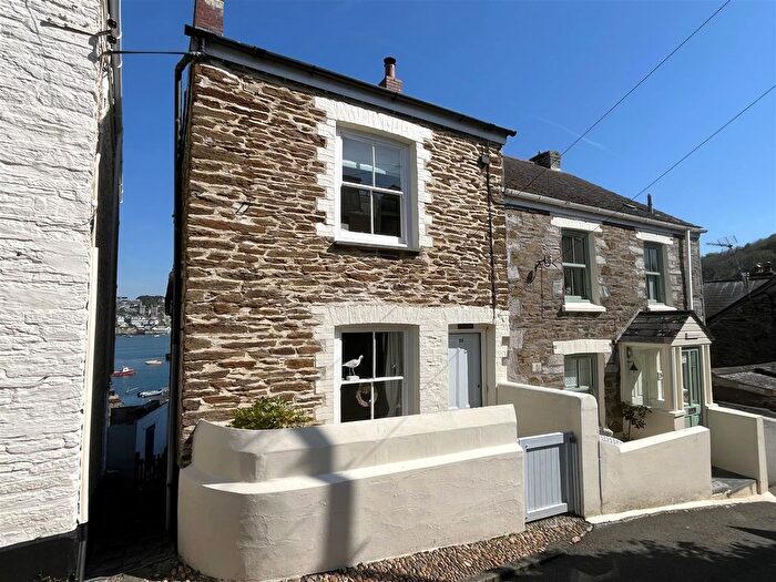 3 Bedroom Cottage For Sale In West Street, Polruan, PL23