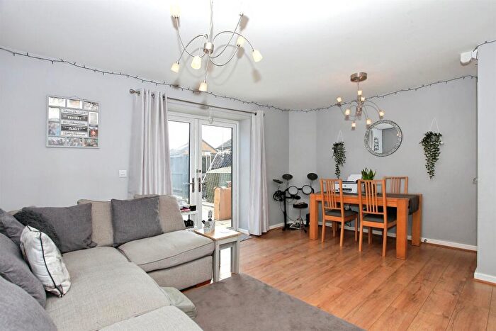 2 Bedroom Semi-Detached House For Sale In Hawksbill Way, Peterborough, PE2