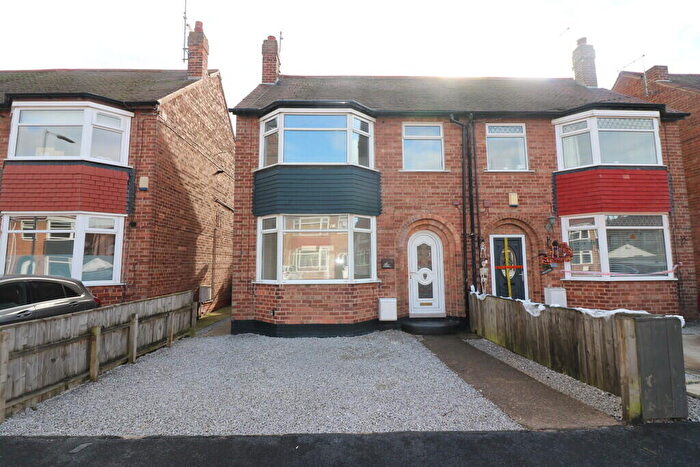 3 Bedroom Semi-Detached House To Rent In Ulverston Road, HU4