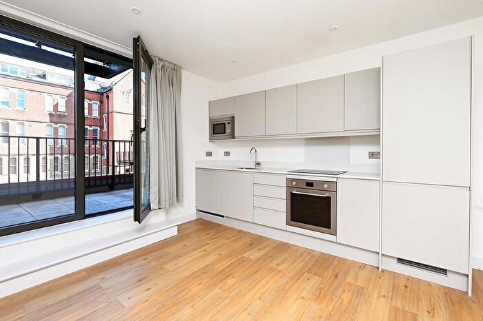 1 Bedroom Flat To Rent In Farnborough Road, Farnborough, GU14