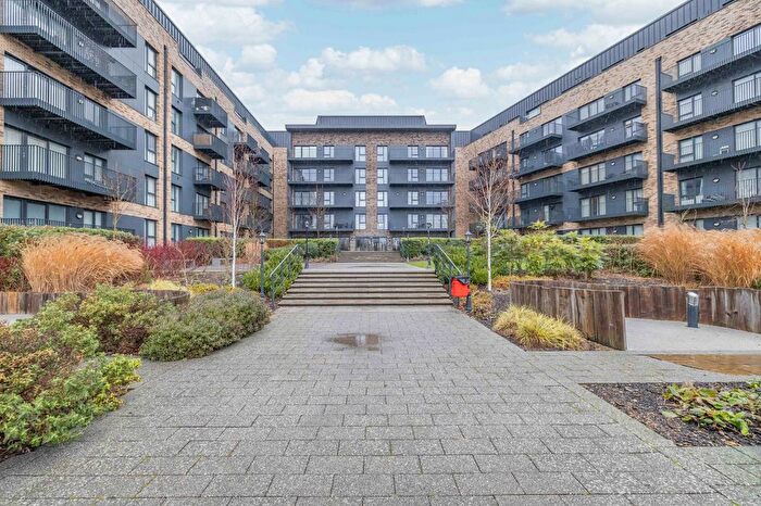 1 Bedroom Flat For Sale In George Street, Ashford, Kent, TN23