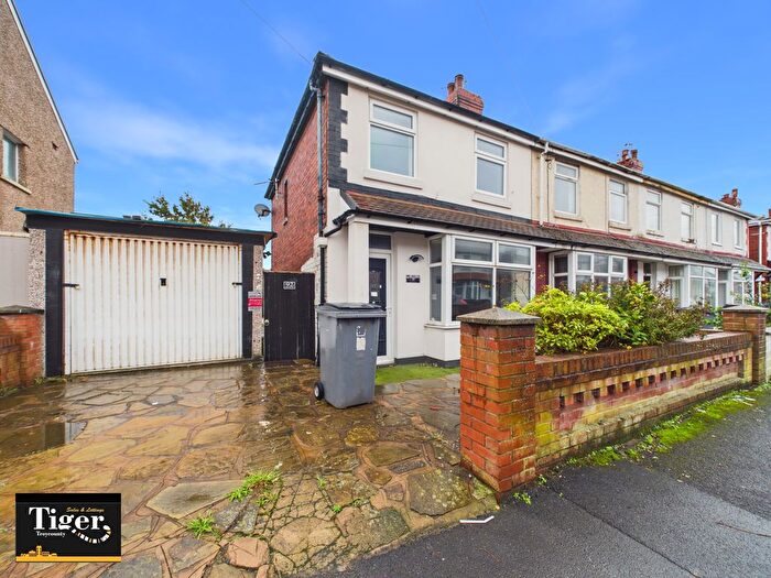 3 Bedroom End Of Terrace House For Sale In Harcourt Road, Blackpool, FY4