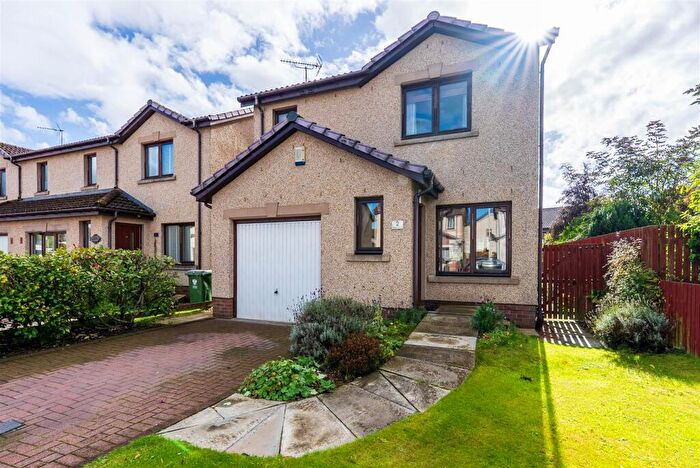 3 Bedroom Detached House For Sale In Sidey Place, Perth, PH1