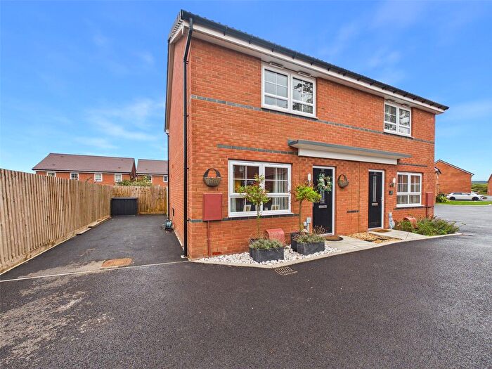 2 Bedroom Semi-Detached House For Sale In Pennings Close, Matson, Gloucester, Gloucestershire, GL4