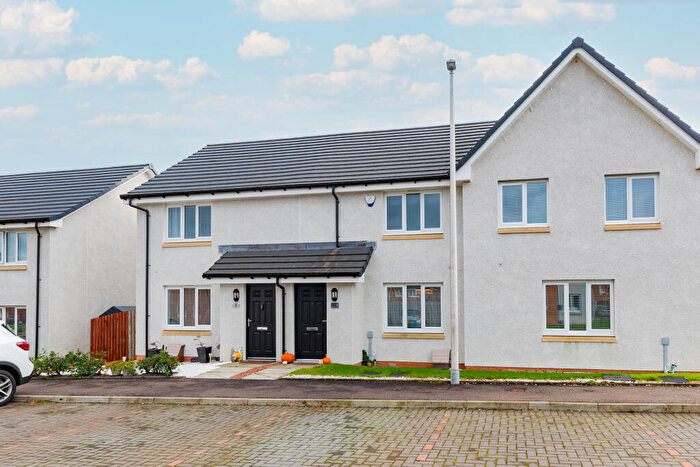 2 Bedroom Terraced House For Sale In Carsphairn Avenue, Paisley, Renfrewshire, PA1