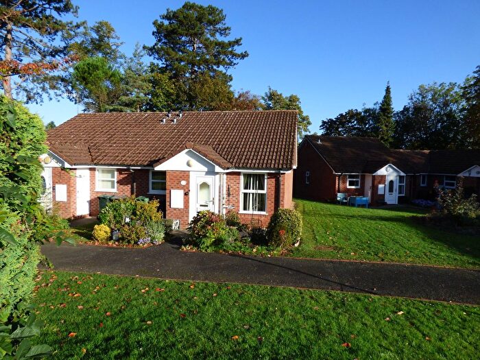 2 Bedroom Terraced Bungalow To Rent In Ranelagh Road, Malvern, Worcestershire, WR14
