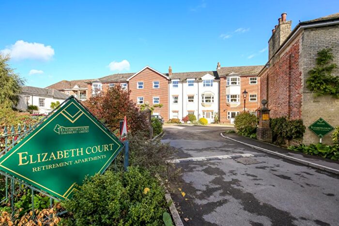 2 Bedroom Apartment For Sale In Crane Bridge Road, Salisbury, Wiltshire, SP2