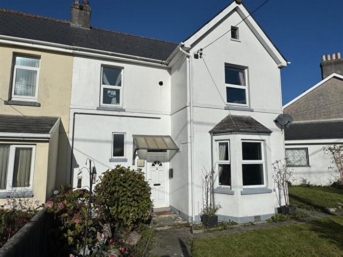 3 Bedroom Semi-Detached House To Rent In Cromwell Road, St. Austell, PL25