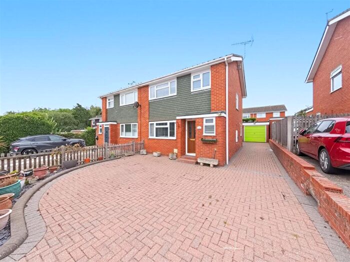 3 Bedroom House For Sale In Ashdown Close, Herne Bay, CT6