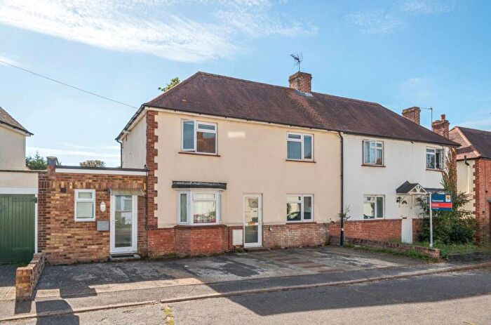 6 Bedroom Semi-Detached House For Sale In Hereford Close, Guildford, Surrey, GU2