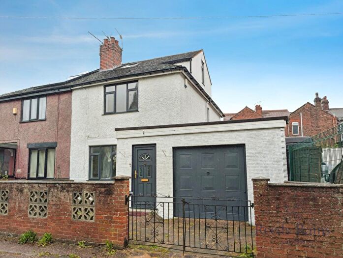 4 Bedroom Semi-Detached House For Sale In Elgood Lane, Stoke-on-Trent, Staffordshire, ST6