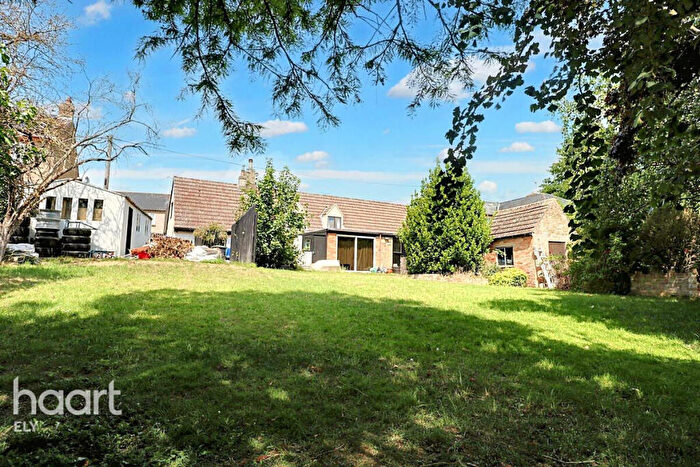4 Bedroom Cottage For Sale In The High Street, Witcham, CB6