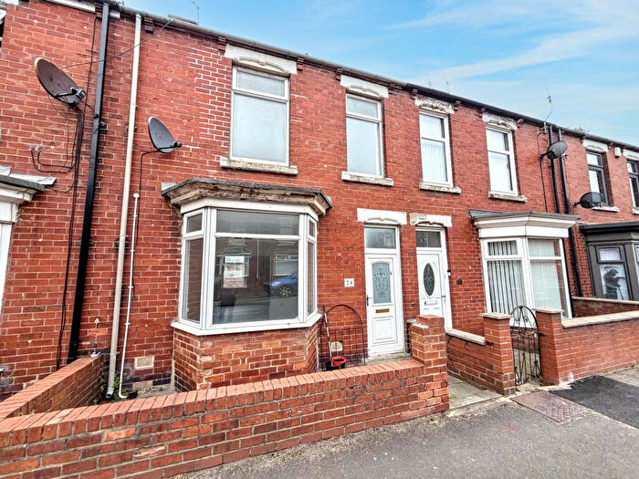 3 Bedroom Terraced House To Rent In Station Avenue North, Fencehouses, Houghton Le Spring, Tyne And Wear, DH4
