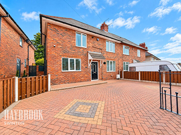 3 Bedroom Semi-Detached House For Sale In Deightonby Street, Rotherham, S63