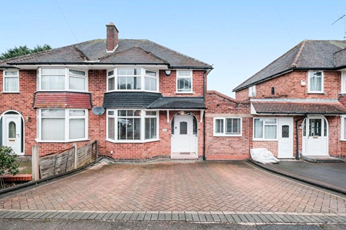 3 Bedroom Semi-Detached House For Sale In Loynells Road, Rednal, B45