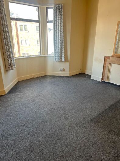 2 Bedroom Flat To Rent In Ley Street, Ilford, IG1