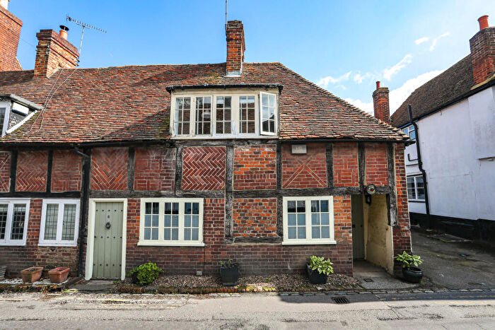 4 Bedroom Semi-Detached House For Sale In Nargate Street, Littlebourne, Canterbury, Kent, CT3
