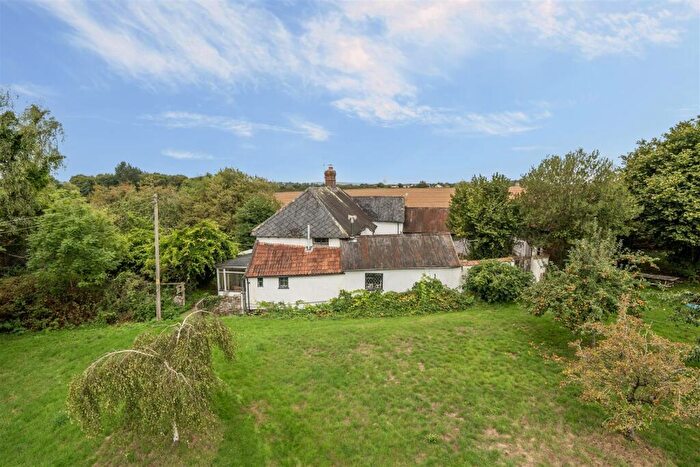 4 Bedroom Detached House For Sale In Payhembury, Honiton, EX14