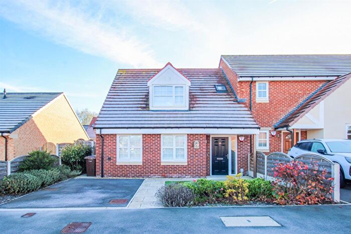 2 Bedroom Semi-Detached Bungalow For Sale In Nevile Drive, Walton, Wakefield, WF2