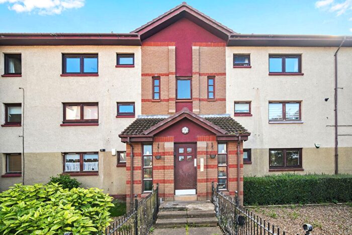 2 Bedroom Flat For Sale In / Great Carleton Place, Niddrie, Edinburgh, EH16
