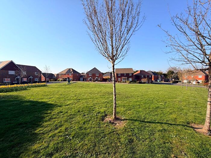 1 Bedroom Flat For Sale In Blackhall Meadow, Loxwood, RH14