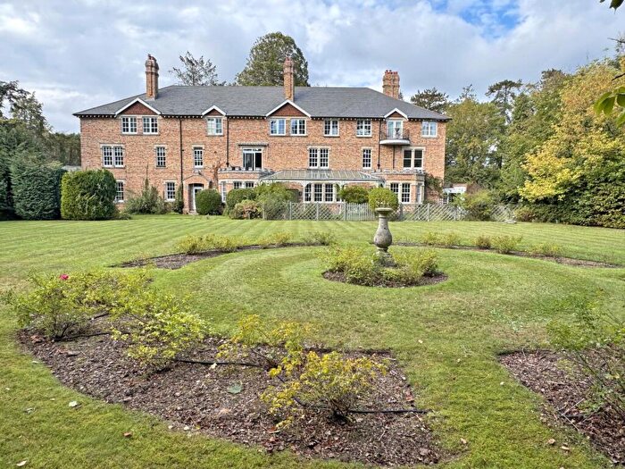 2 Bedroom Apartment For Sale In Manchester Road, Sway, Lymington, Hampshire, SO41