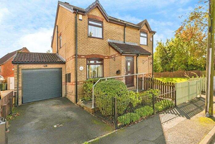 2 Bedroom Semi-Detached House For Sale In Manorley Lane, Bradford, BD6