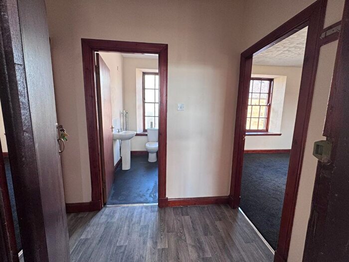 2 Bedroom Flat To Rent In English Street, Dumfries, DG1