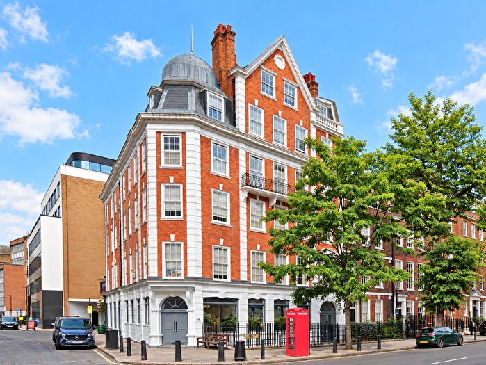 1 Bedroom Flat To Rent In Bedford Row, London, WC1R