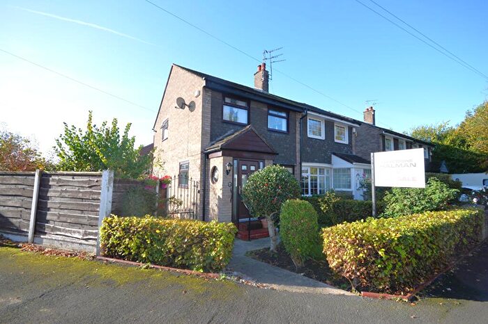 3 Bedroom Semi-Detached House For Sale In Newark Road, Stockport, SK5